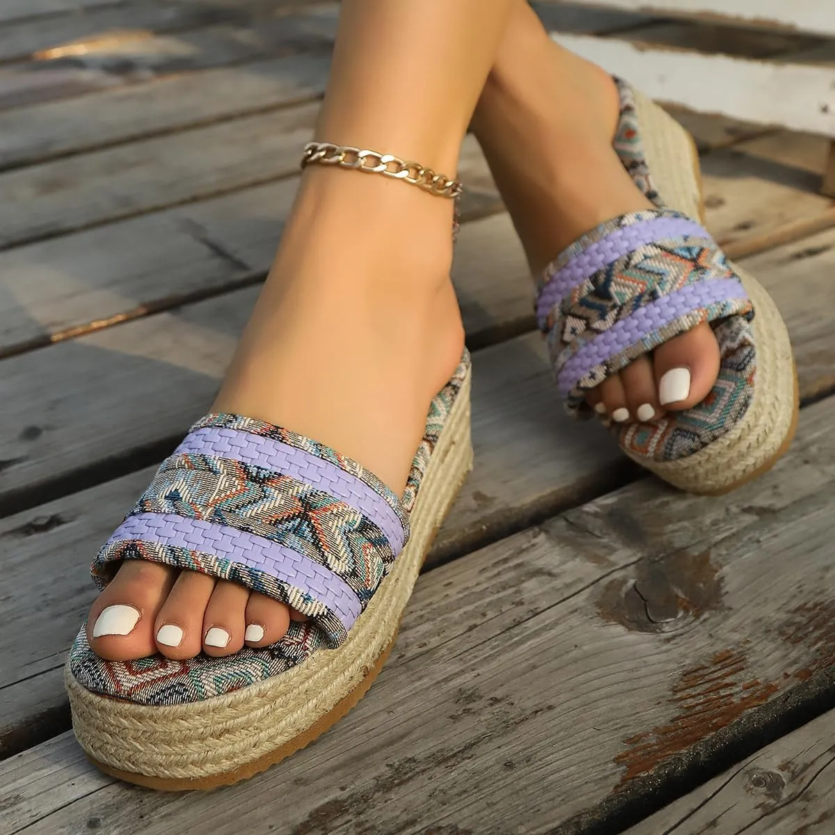 2025 Women's Ethnic Style Thick Sole Woven Holiday Slippers, Hemp Rope Platform Slippers, Boho Ladies Braided Slippers, Flatform Open Toe Beach Sandals