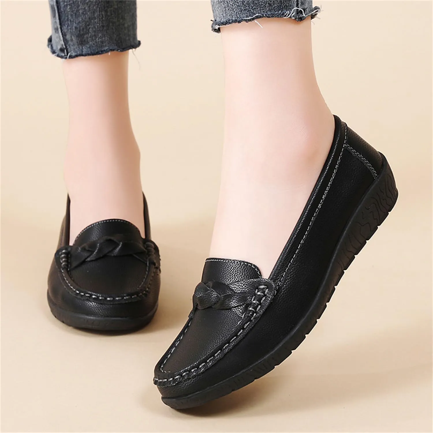 CHUUMEE Cowhide Leather Women's Flat Loafers Round Toe Minimalist Business Office Versatile Slip On Lightweight Casual Shoes