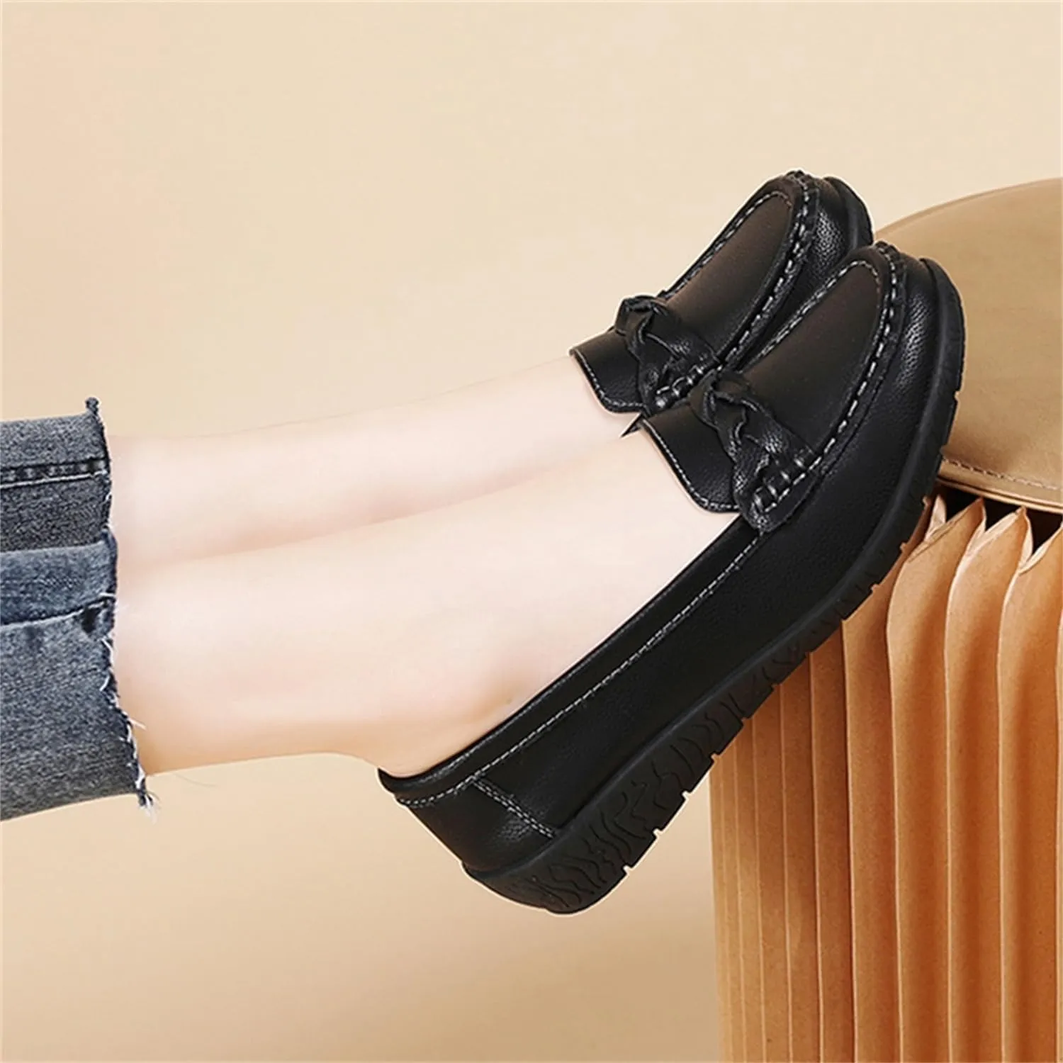 CHUUMEE Cowhide Leather Women's Flat Loafers Round Toe Minimalist Business Office Versatile Slip On Lightweight Casual Shoes