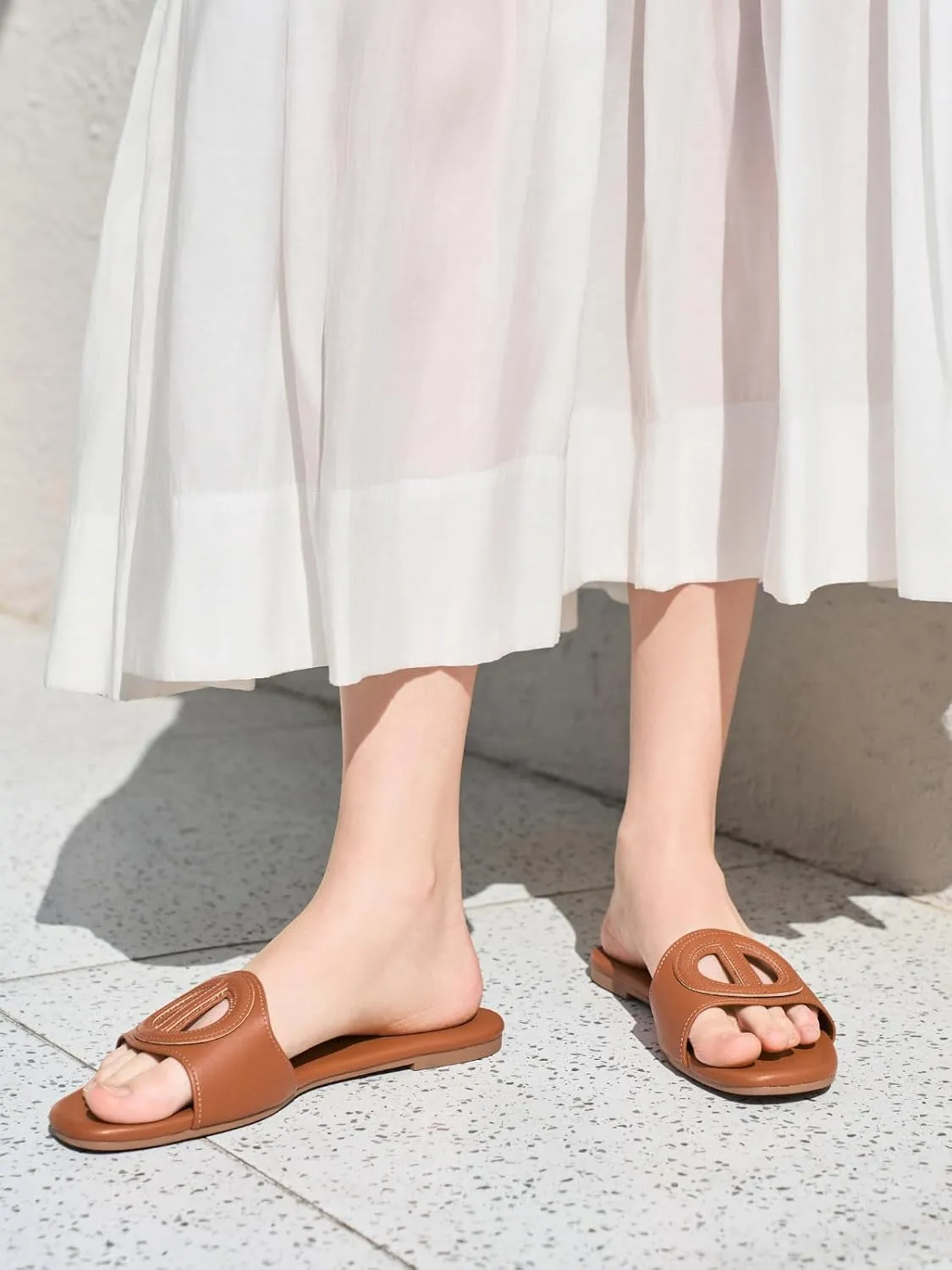 Coutgo Womens Dressy Flat Sandals Open Toe Slip on Leather Summer Beach Slide Sandals