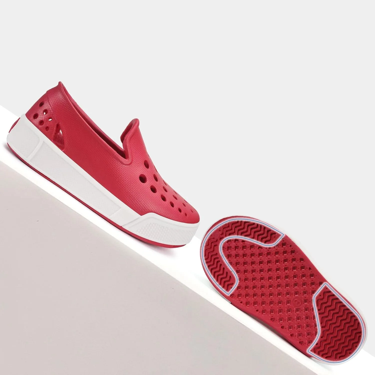 Eagsouni Kids Water Shoes Toddler Girls Boys Slip-On Sneakers Lightweight Breathable Sandals for Outdoor Indoor