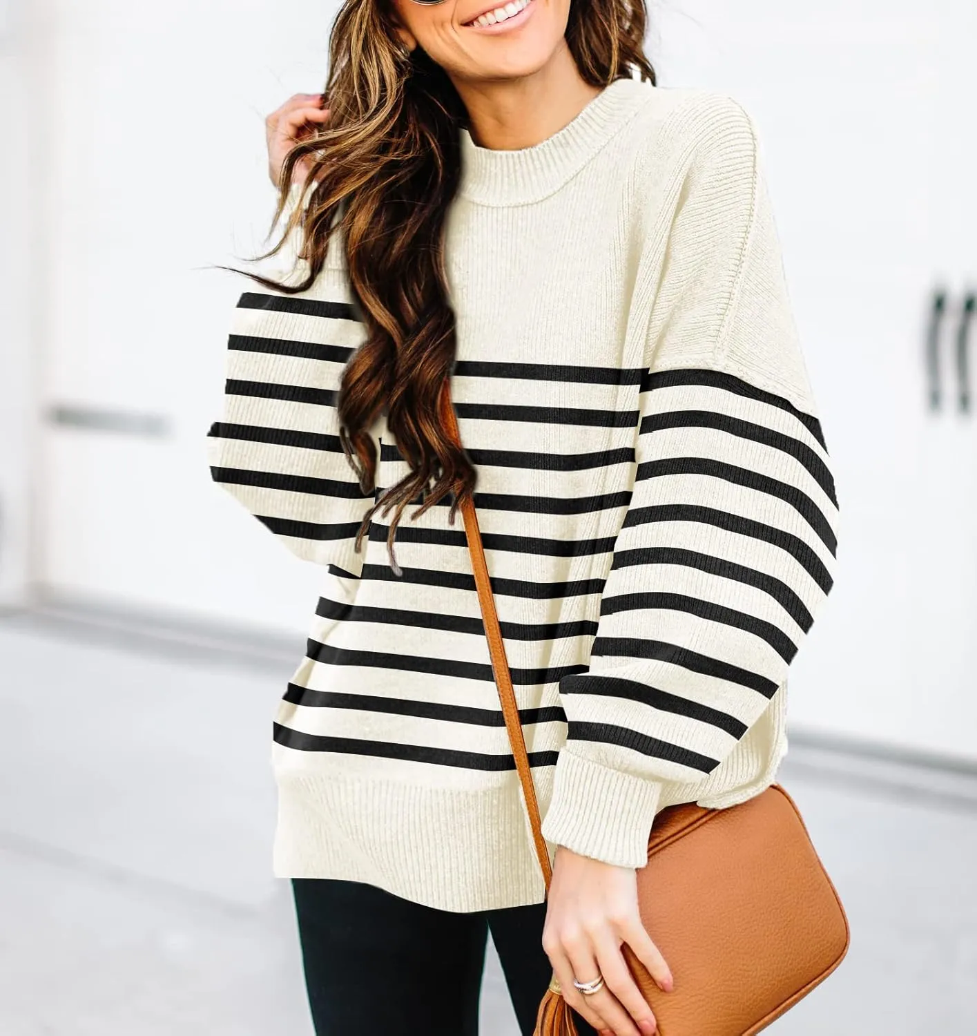 ETCYY Womens Sweaters Fall 2025 Batwing Long Sleeve Side Slit Knit Tops Crew Neck Striped Oversized Sweater Pullover