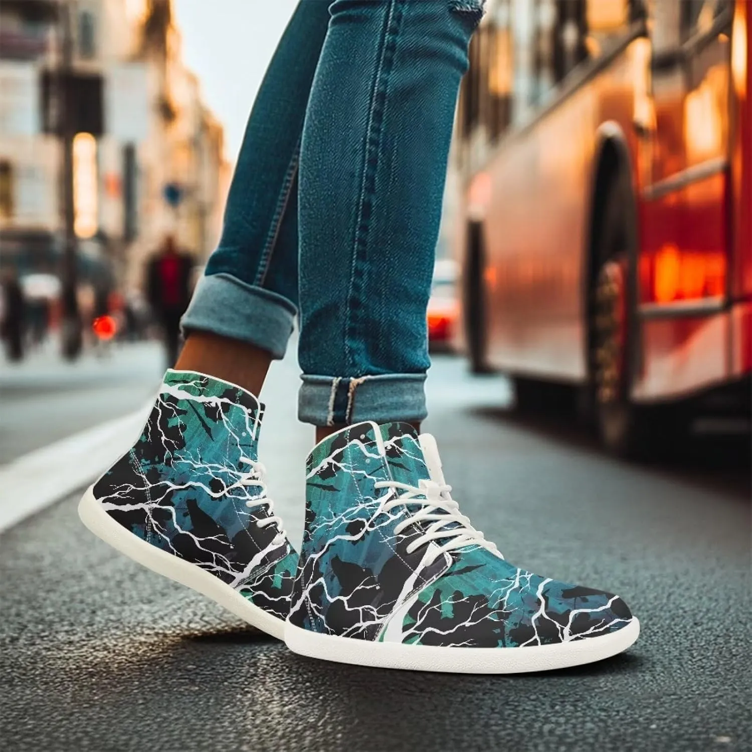 Fire Car Print Hiking Shoes Men Outdoor Athletic Sports Shoes Walking Shoes Trail Running Shoes White Sole