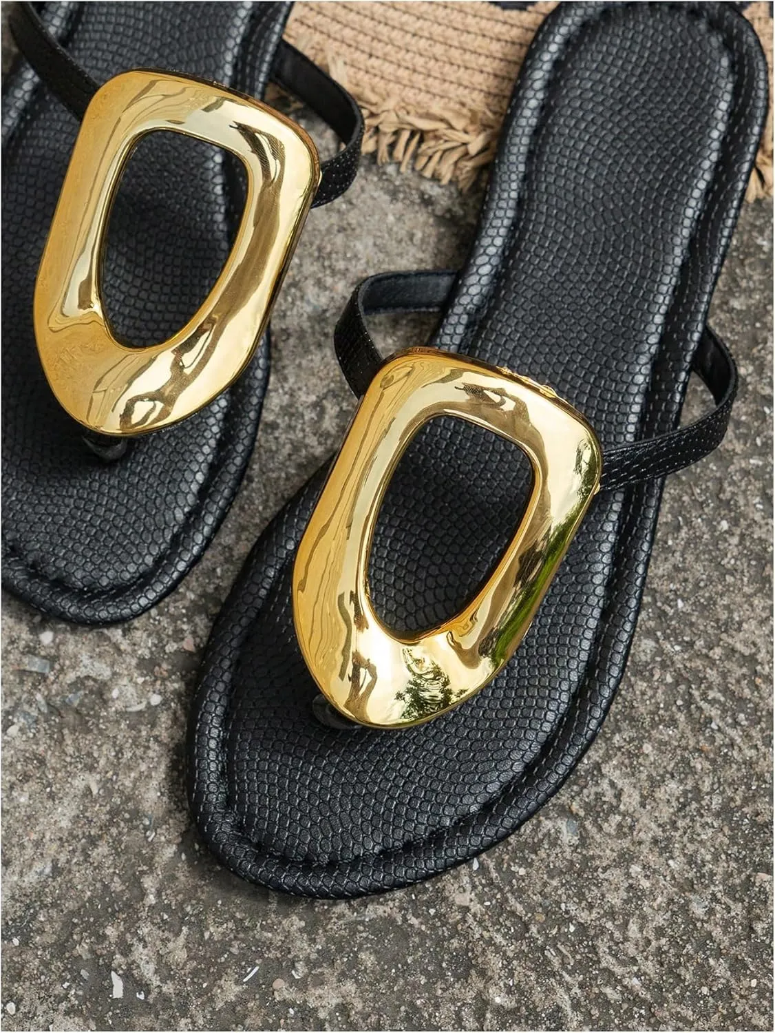 GORGLITTER Women's Gold Flip Flops Thong Flat Sandals 2025 Dressy Summer Vacation Open Toe Slides