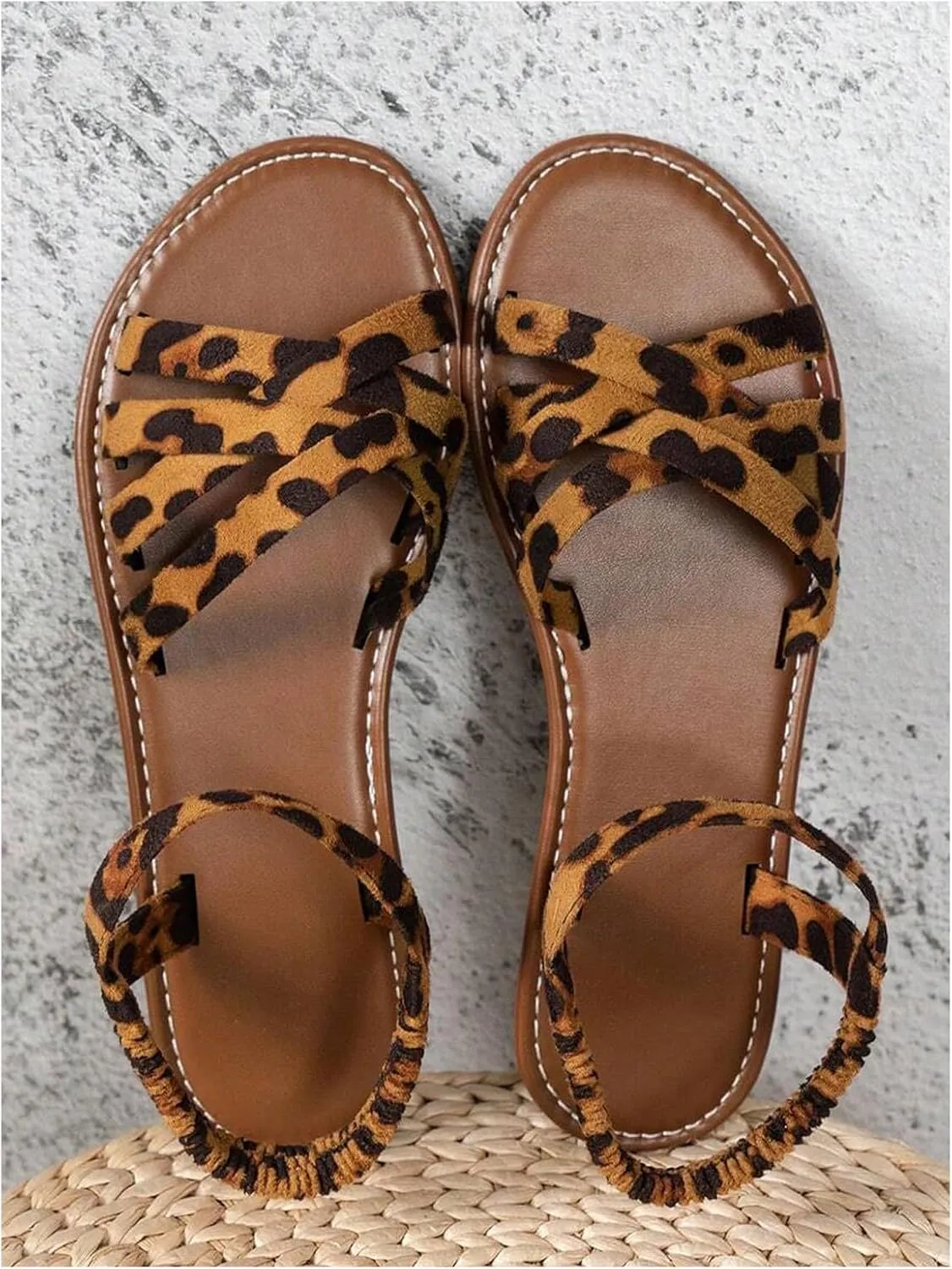 GORGLITTER Women's Leopard Print Flat Sandals Cheetah Criss Cross Strappy Open Toe Ankle Strap Dressy Sandal