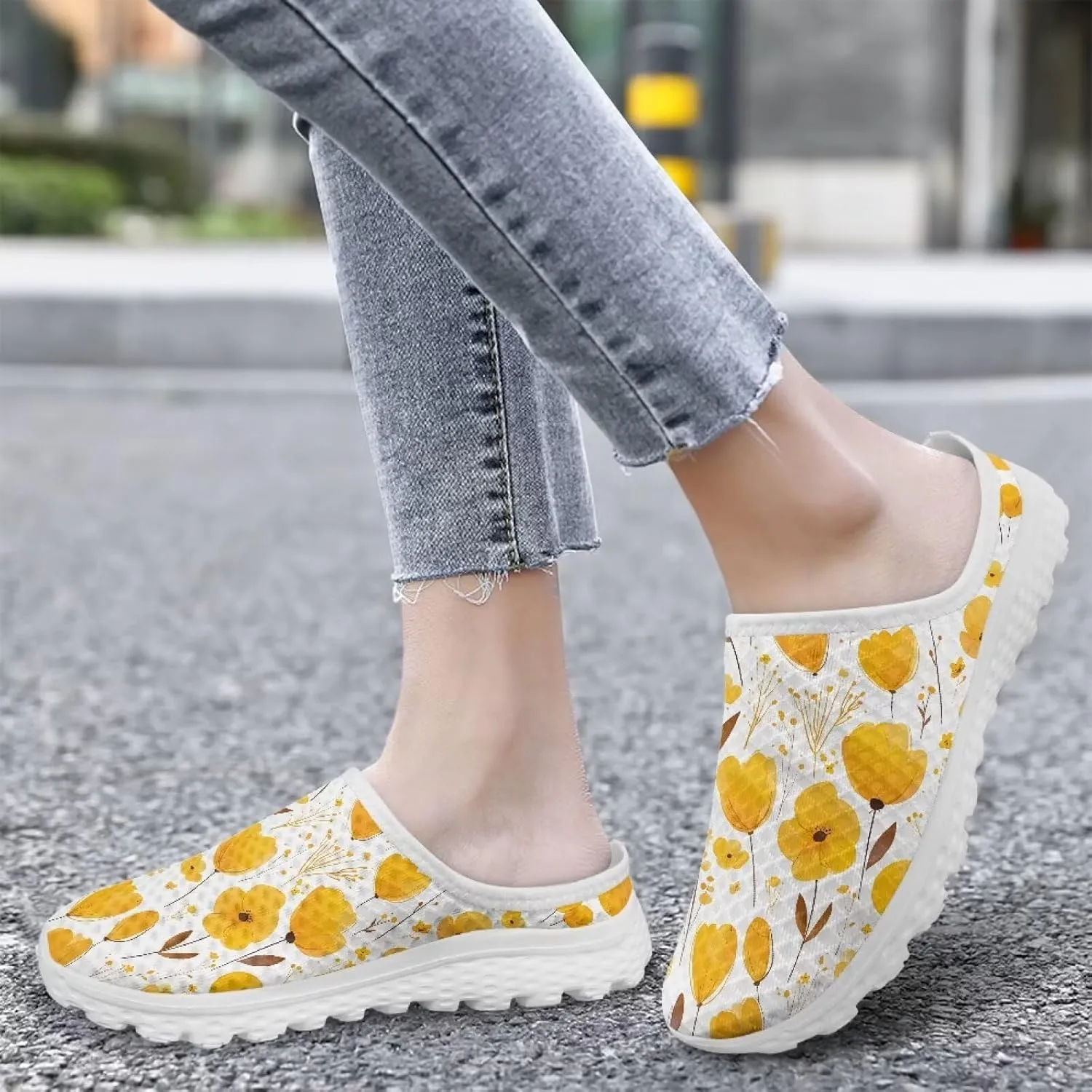 GOSTONG Slip-On Mules & Clogs for Women Light Open Back Shoes Comfort Walking Shoes Breathable Non Slip House Slippers Size 6-13.5