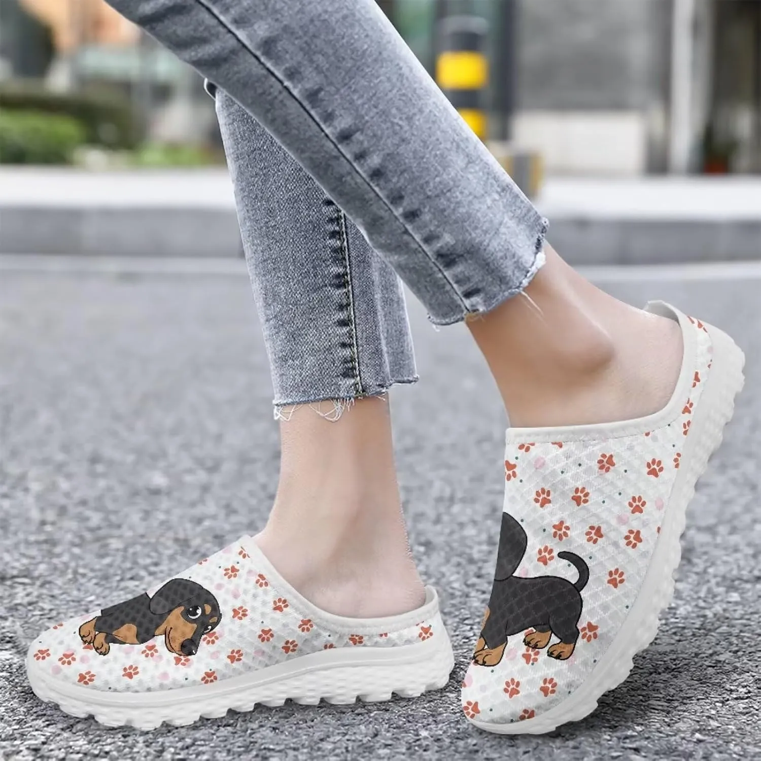 GOSTONG Womens Garden Clogs Shoes Slip-On Backless Mules Mesh Breathable Casual Home Slippers Non Slip Walking Shoes Size 6-13.5