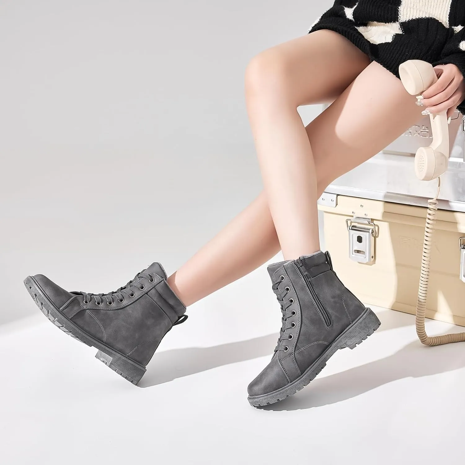 hash bubbie Women's Waterproof Ankle Boots Non Slip Combat Boots Black Fuzzy Winter Boots White Lace up Snow Boots for women Fall Boots with Zipper