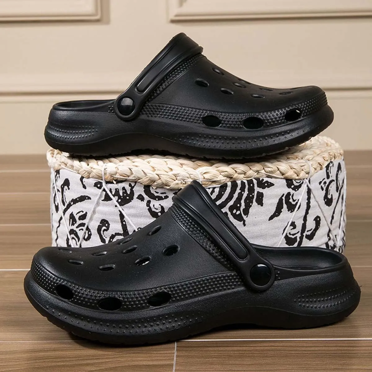 HYDLONGR Men's Women's Lightweight Breathable Garden Sandals Quick-Drying Beach Slippers Non-Slip Mules Clogs Shoes