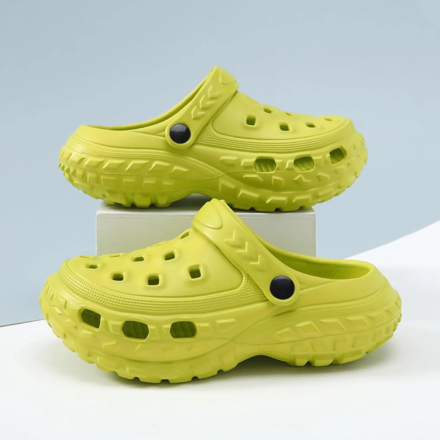 ihinzry Kids Cute Clogs Toddler Gardener Shoes Summer Mules Clog Slip on tyre Sandals Outdoor Slippers
