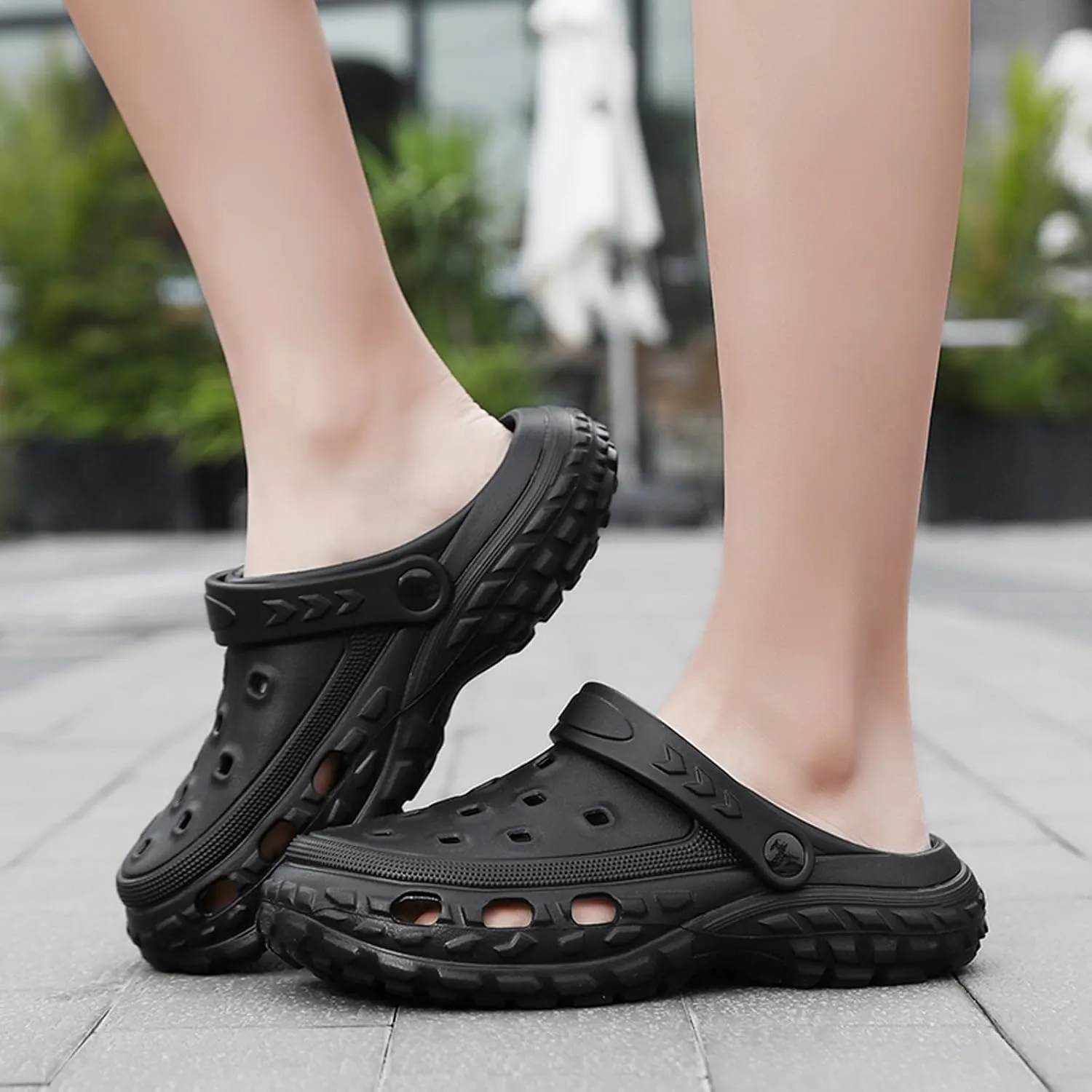 ihinzry Kids Cute Clogs Toddler Gardener Shoes Summer Mules Clog Slip on tyre Sandals Outdoor Slippers