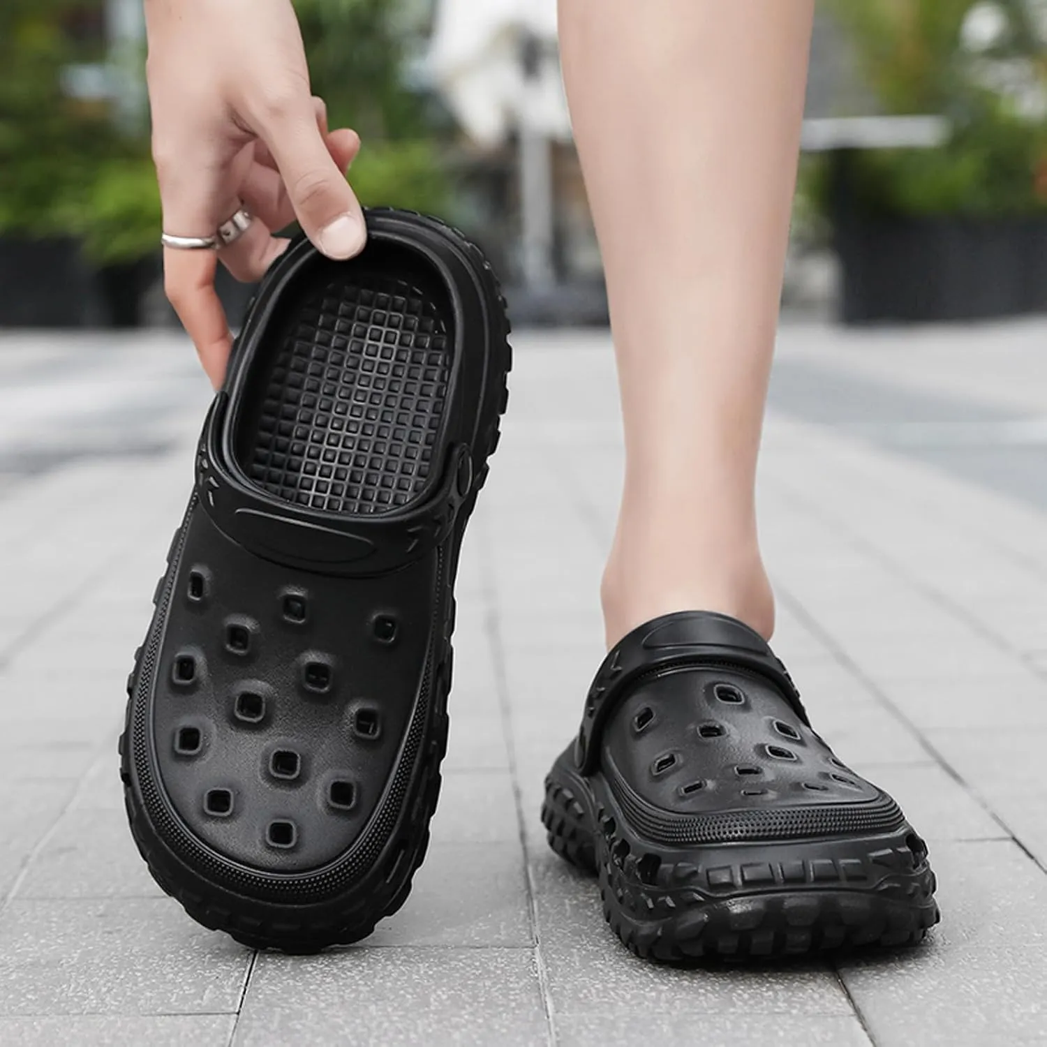 ihinzry Kids Cute Clogs Toddler Gardener Shoes Summer Mules Clog Slip on tyre Sandals Outdoor Slippers