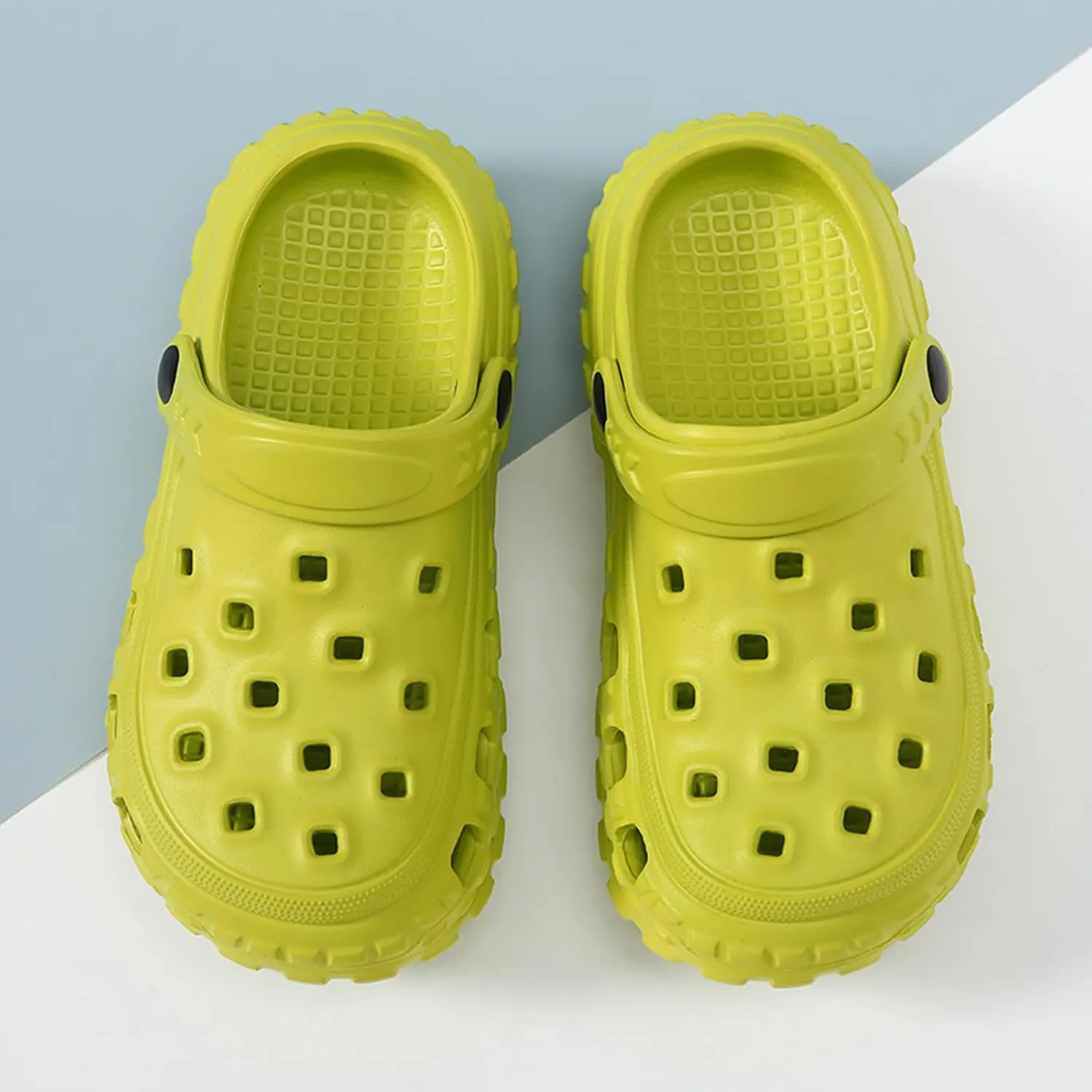 ihinzry Kids Cute Clogs Toddler Gardener Shoes Summer Mules Clog Slip on tyre Sandals Outdoor Slippers