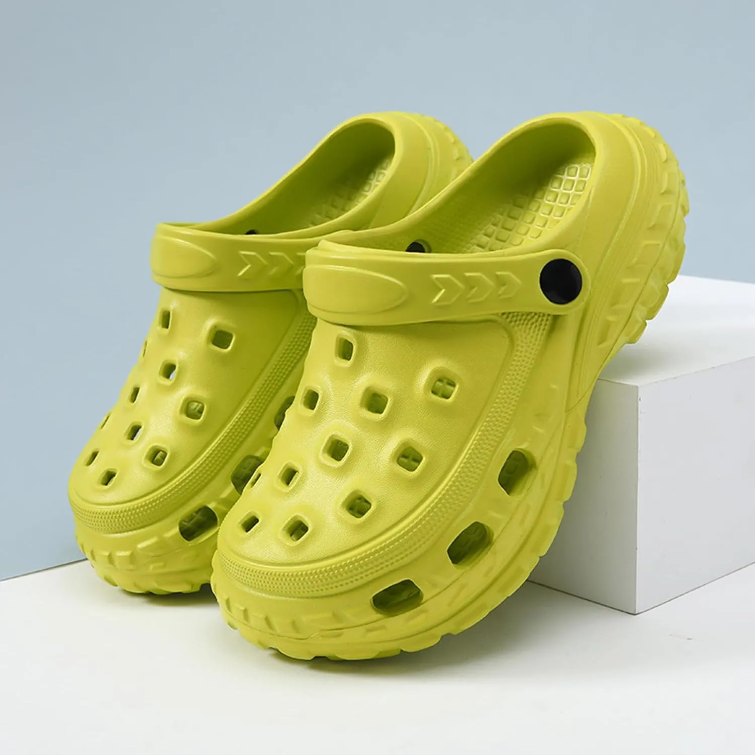 ihinzry Kids Cute Clogs Toddler Gardener Shoes Summer Mules Clog Slip on tyre Sandals Outdoor Slippers