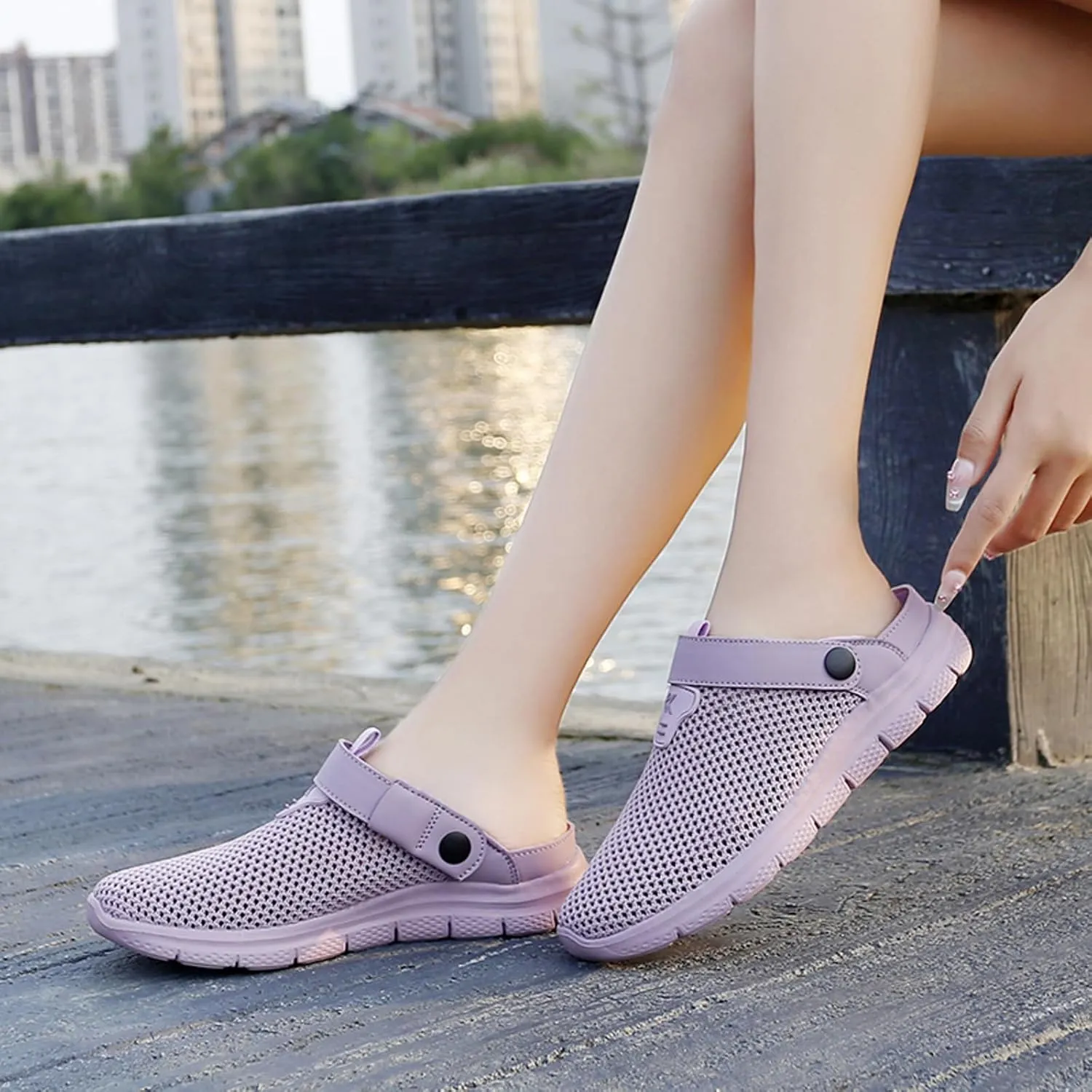 ihinzry Men's Women's Garden Clogs Hollow Mesh Clog Indoor Outdoor Slippers Nurse Work Mules