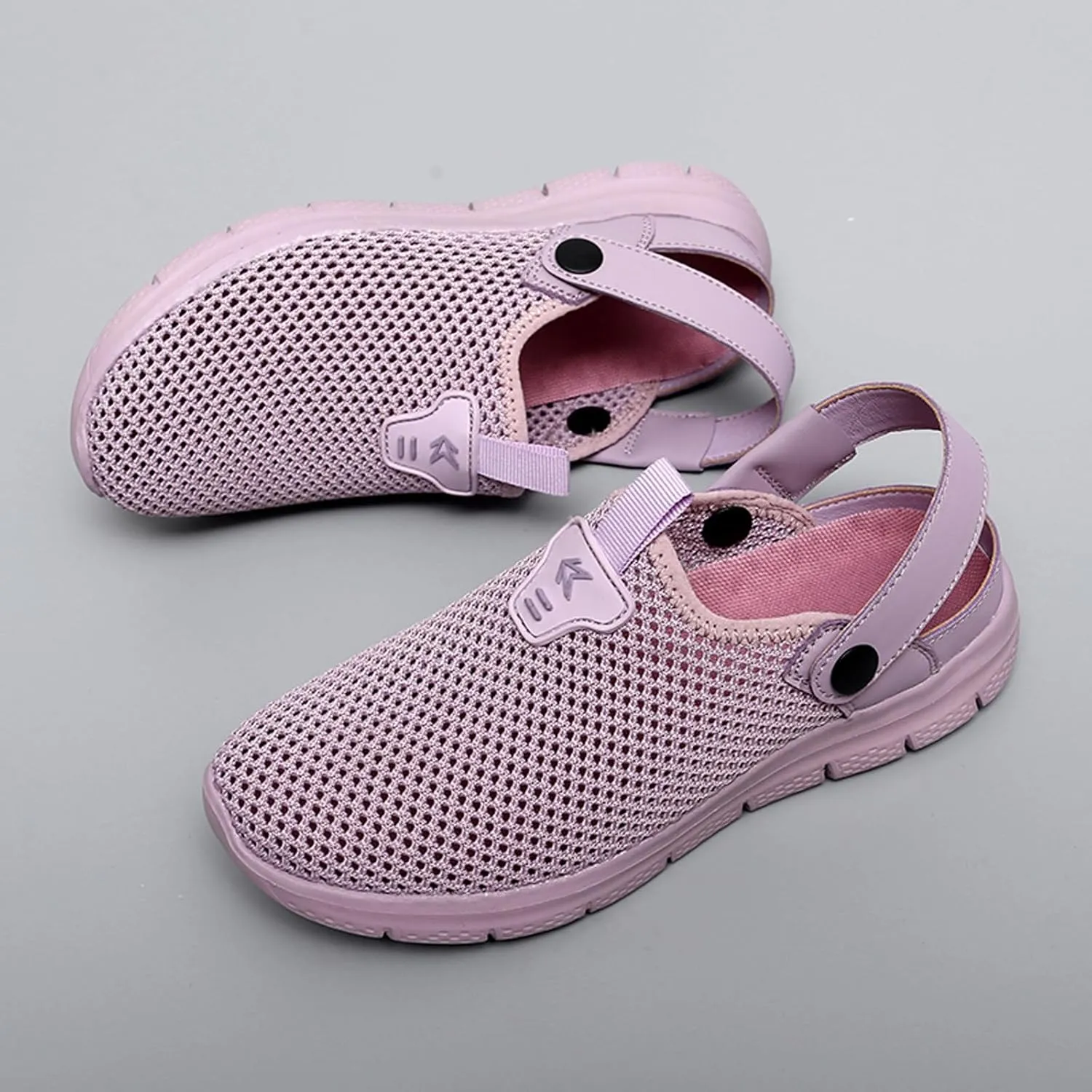 ihinzry Men's Women's Garden Clogs Hollow Mesh Clog Indoor Outdoor Slippers Nurse Work Mules
