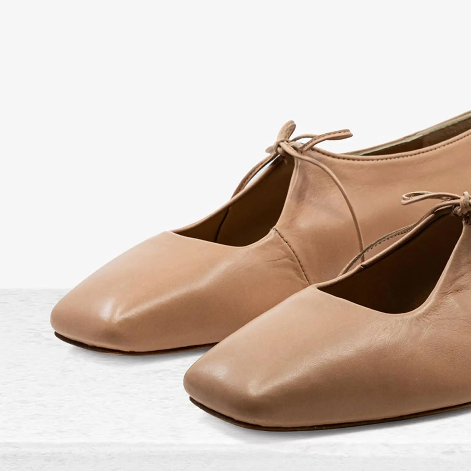 Loafers for Women Lace Up Comfort with Cute Bows Fashionable Mesh Design Square Toe for Casual or Formal Wear