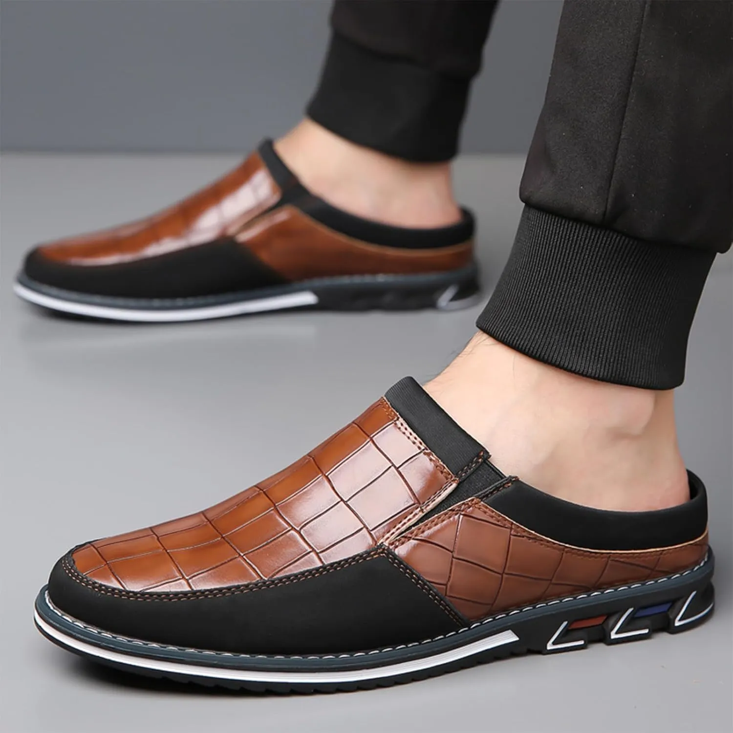 Men's Leather Printed Soft Sole Formal Mules Casual Comfortable Round Toe Flat Non-Slip Backless Lightweight Driving Loafers Business Work Mules