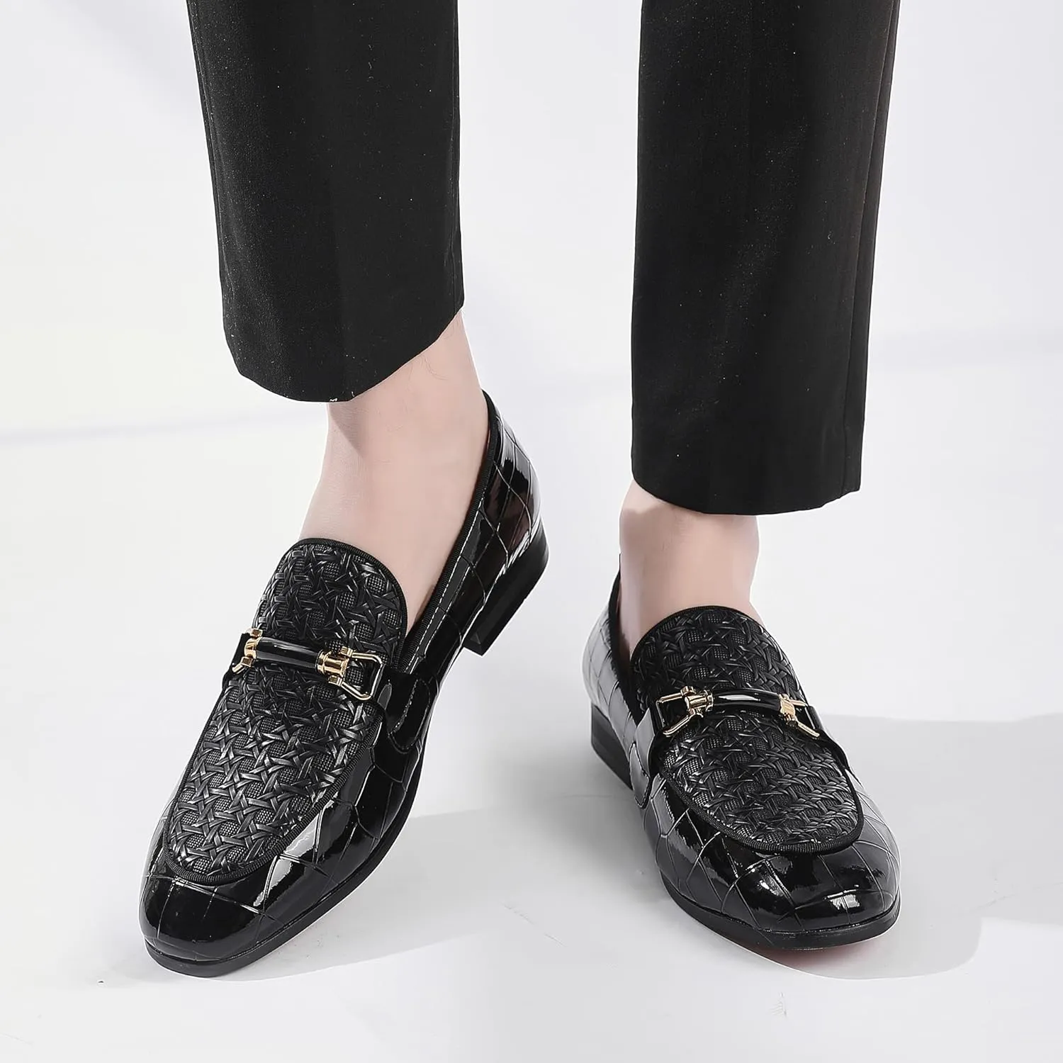 Men's Luxury Velvet Penny Loafers with Fashion Spiked, Casual Penny Loafers for Men, Noble Slip-on Dress Loafers Glitter Suede Smoking Slippers (Black)