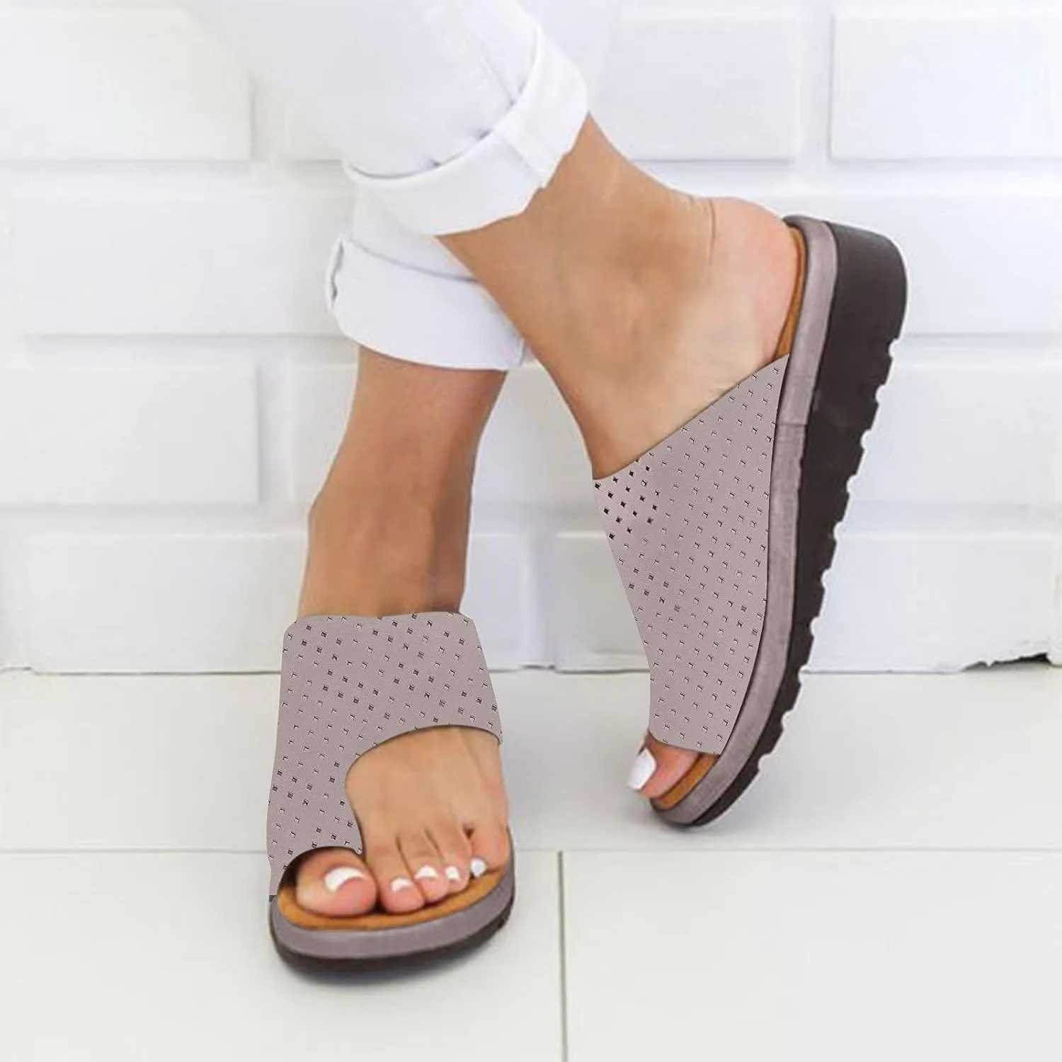 oiangi Womens Toe Ring Wedge Sandals Dressy Casual Slip-on Platform Slippers Summer Beach Travel Shoes Comfortable Open Toe Non-Slip Flip Flop Shoes