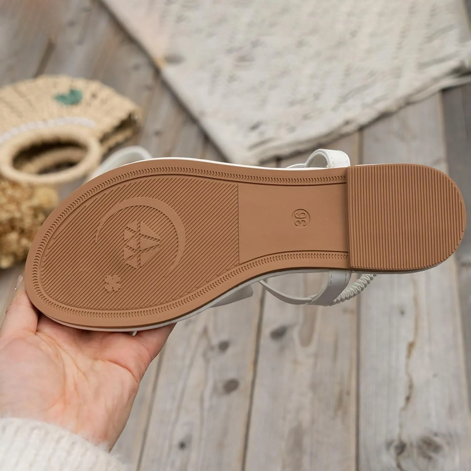 Sparkly Sandals for Women Dressy,Womens Strappy Sandals Comfortable Walking Flip Flops Comfort Walking Slip on Casual Summer Beach Shoes Ankle Elastic 𝐉eweled Bohemian Flat 𝐆ladiator Sandals