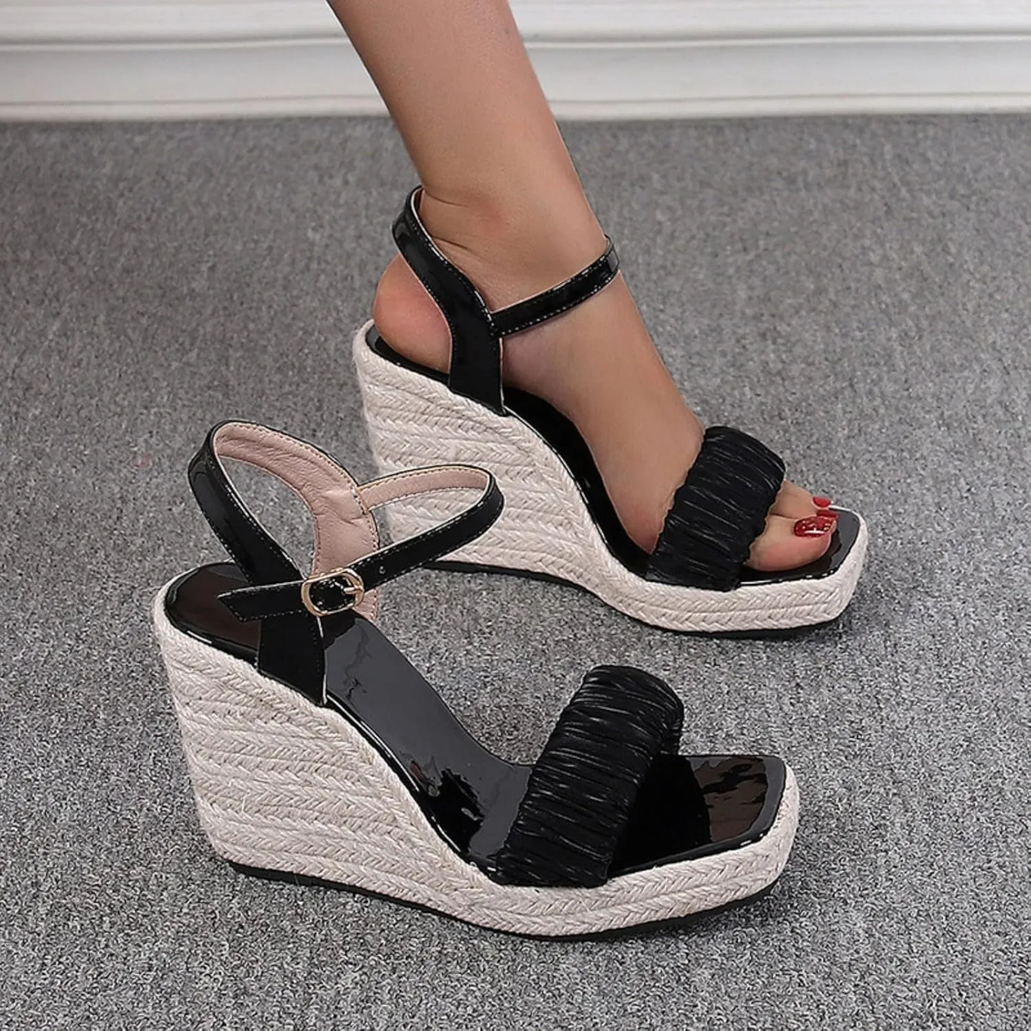 Summer Open Toe High Heel Women's Straw Woven Thick Sole Wedge Sandals Buckled Roman Slip on Athletic Sandals for Women (Black, 7.5)