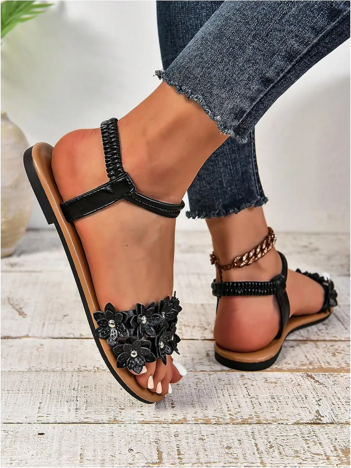 Verdusa Women's Summer Sandals Flower Leather Flat Sandals with Ankle Strap