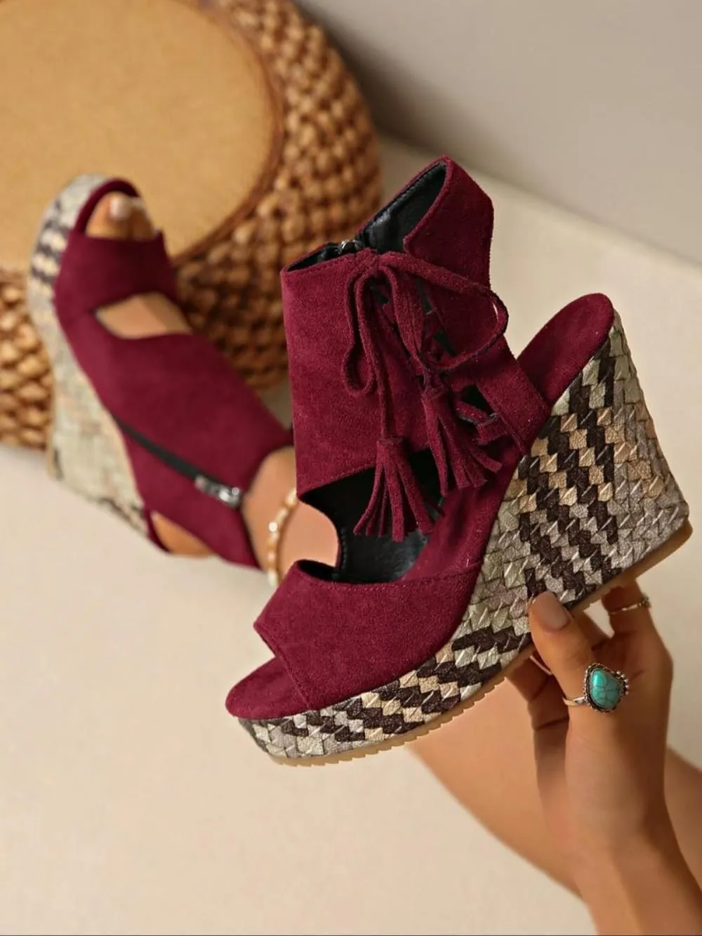 Women's Fashionable Plain Color High Wedge Heels Summer Sandals Casual Comfortable Platform Sandals Female All-match Peep Toe High Heels Shoes for Daily Wear