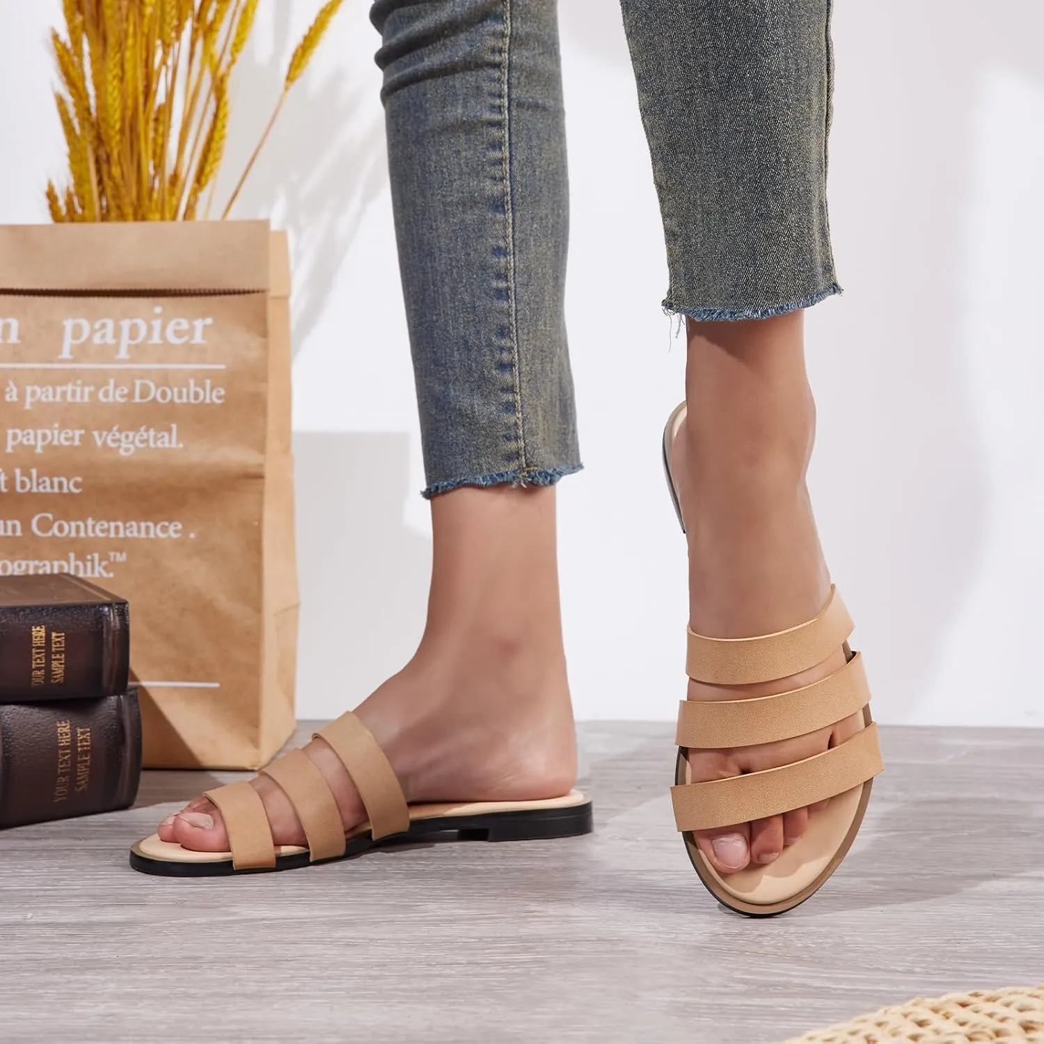 Women's Flat Sandals Dressy Open Toe Slide Sandals Comfortable Casual Beach Slip on Slippers for Summer 2025 Size 6-11