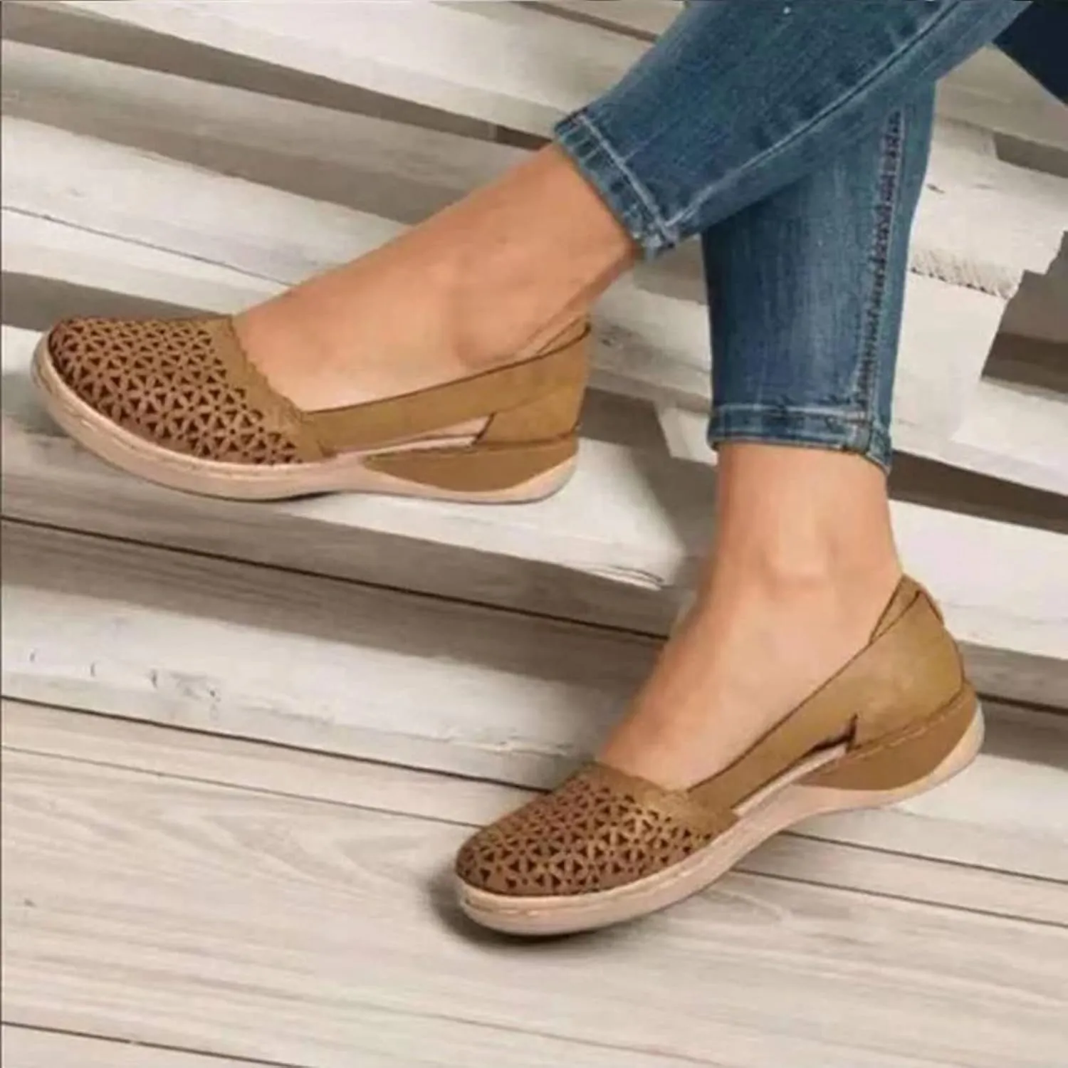 Women's Flats Sandals Bohemian Outdoor Casual Shoes Summer with Arch Support Breathable Sandls