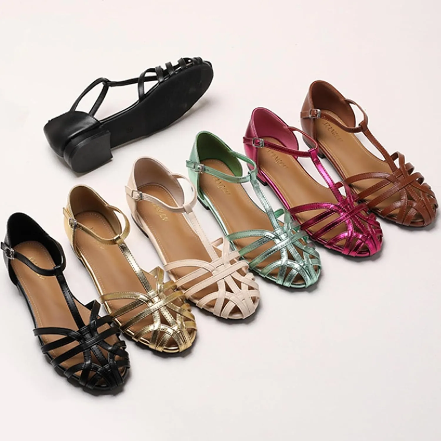 Women's leather Weaving T Strap flat Roman Sandals Fashion Comfort Adjustable Buckle flat Fisherman Sandals Summer Casual Breathable Beach Shoes