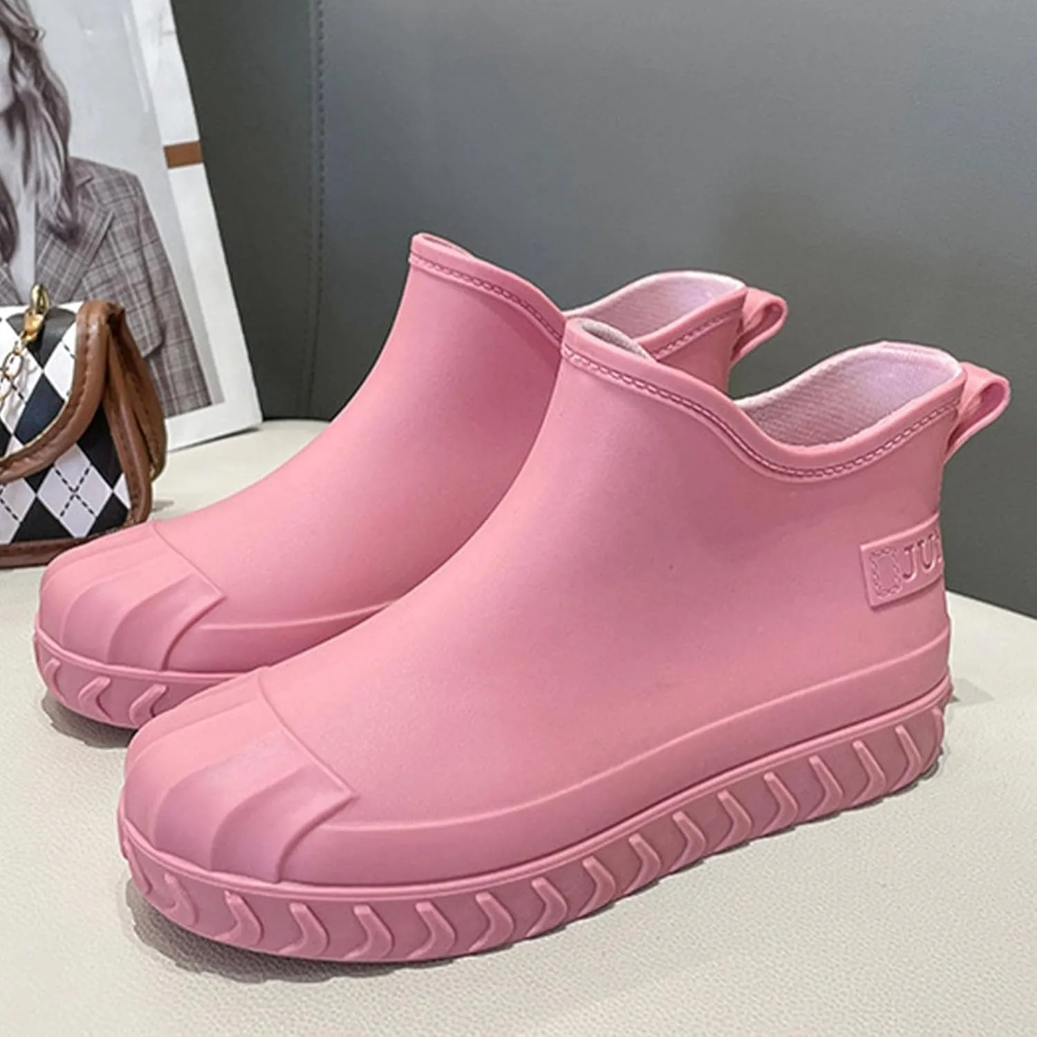 Women's Rain Boots Outdoor Non-Slip Boots Short Ankle Boots Garden Boots Women's Lightweight Waterproof Rain Boots (Pink,9)