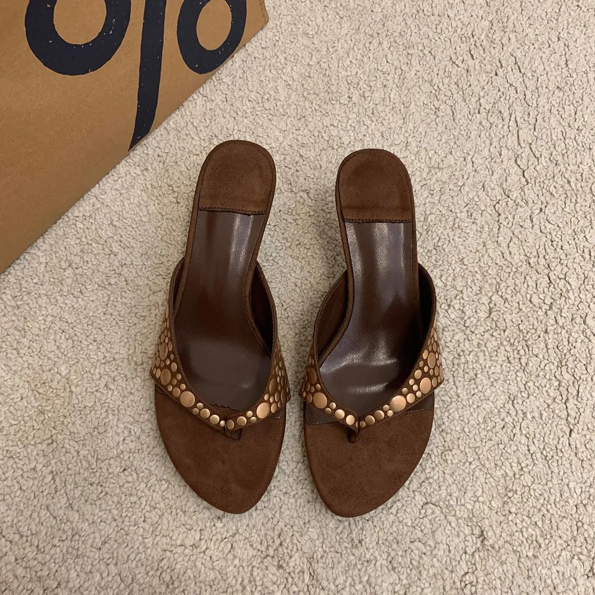 Women's Rivet Studded Kitten Heels Flip Flops Vintage Pointed Peep Toe Slip on Causal Low Stiletto Heels Comfortable Walking Sandals