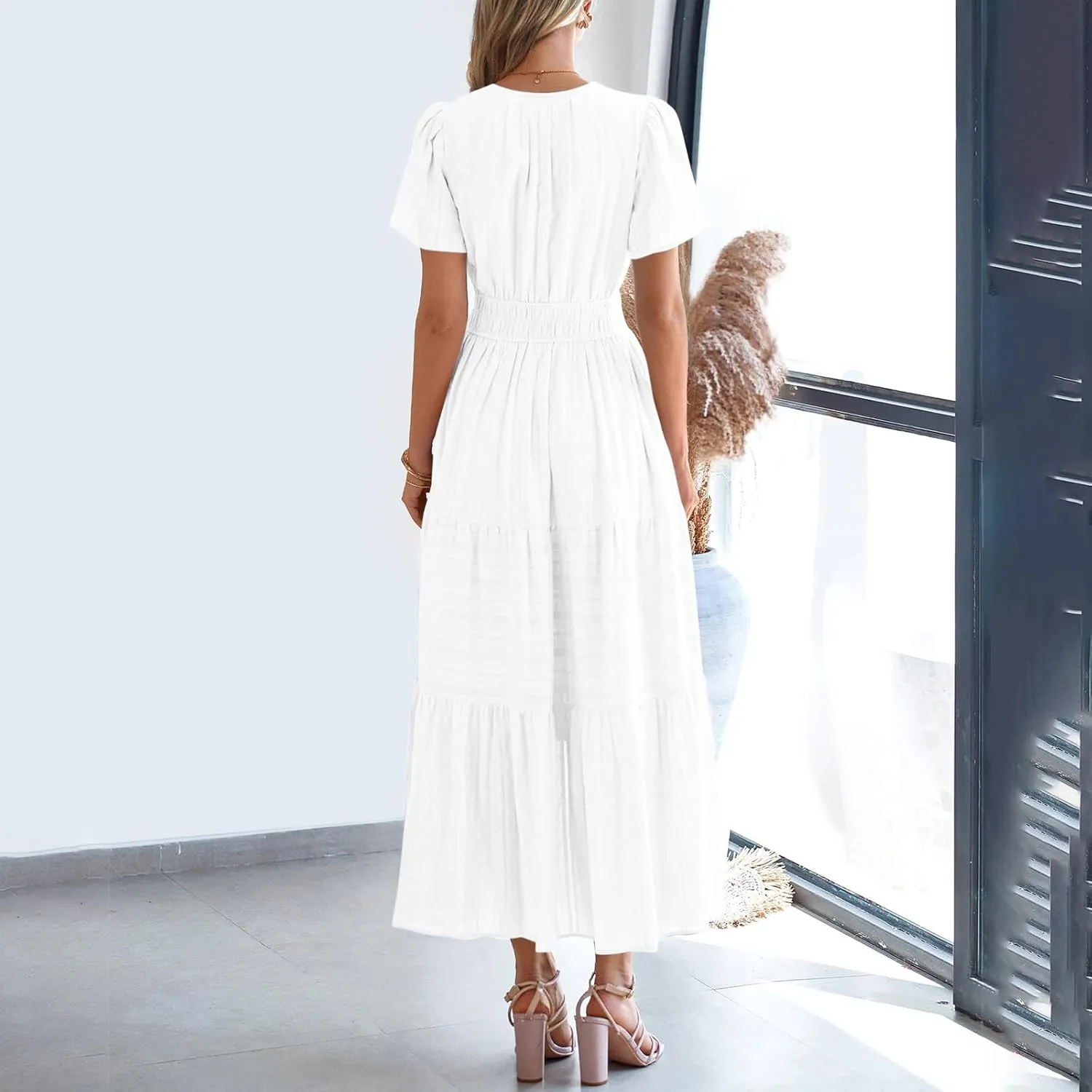 XUNRYAN 2025 Womens Summer Casual Maxi Dresses Lightweight Short Sleeve V-Neck Elastic Waist Boho Dress Beach Sundress