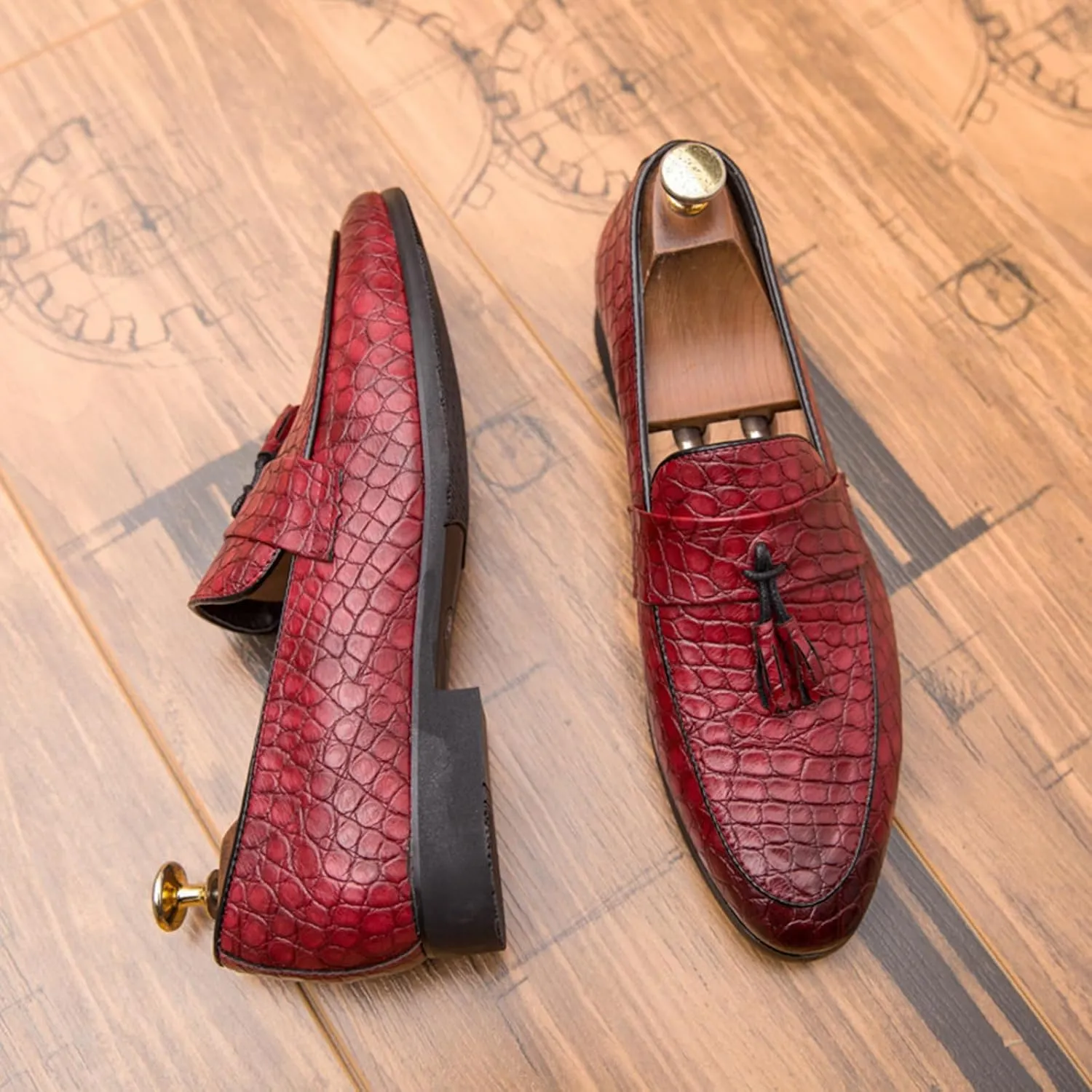 Zeberfi Men's Pattern Leather Slip On Tassel Dress Loafers Fashion Pointed Toe Low Top Non-Slip Luxury Business Formal Shoes